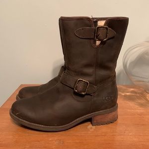 UGG Chaney boots